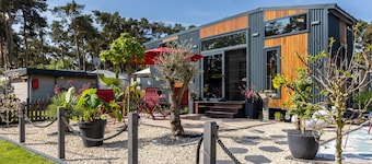 Tiny House Queen Dream with Private Terrace, Private Garden and Wi-Fi