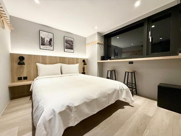 Standard Double Room, City View | Blackout drapes, free WiFi, wheelchair access