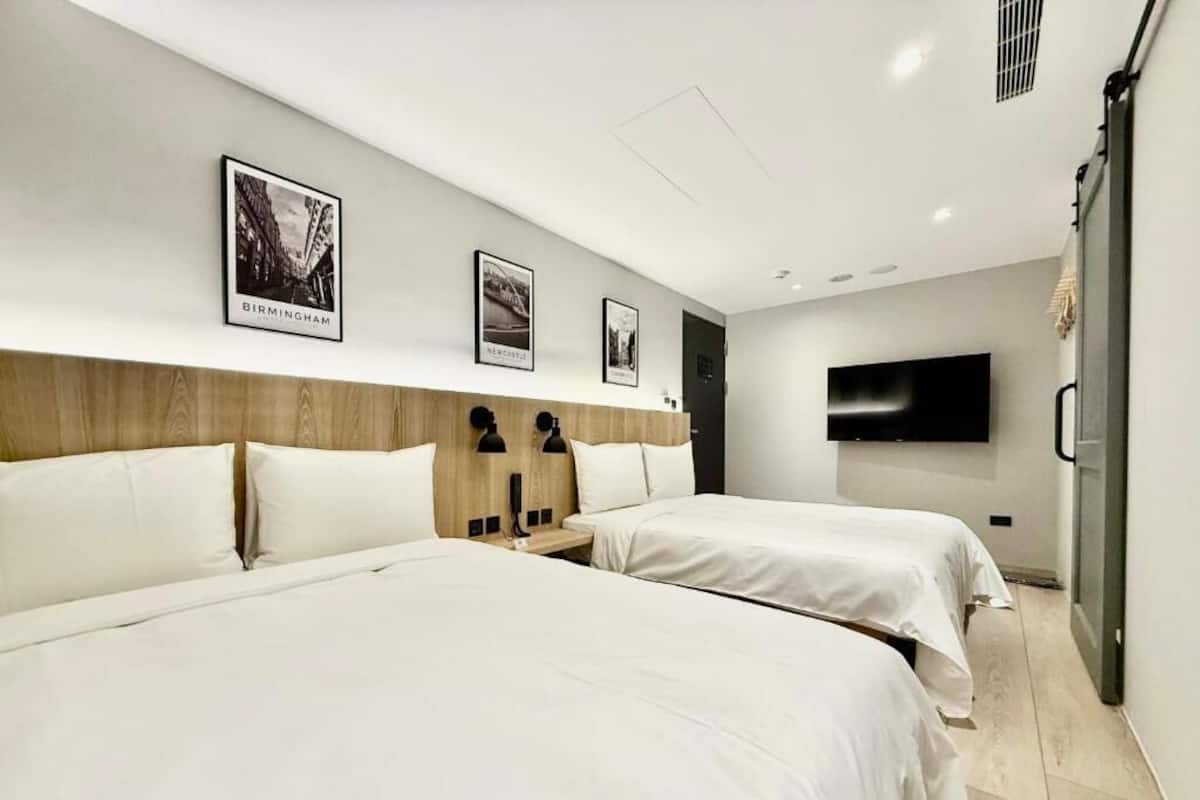 Comfort Quadruple Room, City View | Blackout drapes, free WiFi, wheelchair access