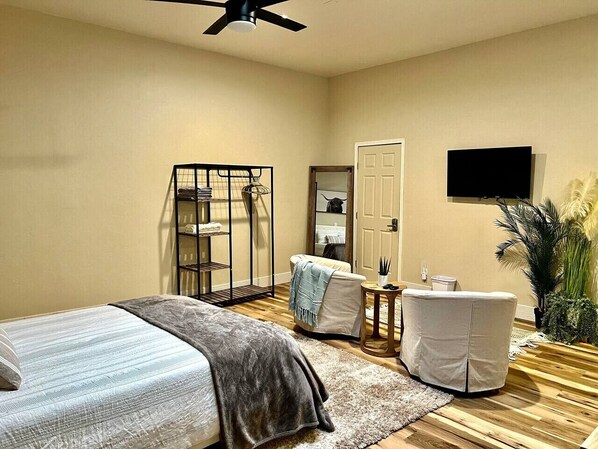 1 bedroom, desk, iron/ironing board, travel cot