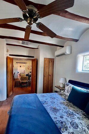 2 bedrooms, desk, iron/ironing board, travel cot