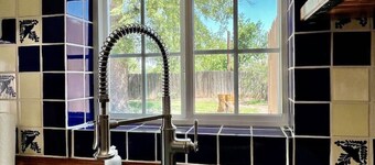 1 king bd with big fenced back yard pets welcome