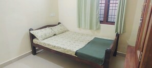 3 Schlafzimmer, Bügeleisen/Bügelbrett, kostenloses WLAN, Bettwäsche