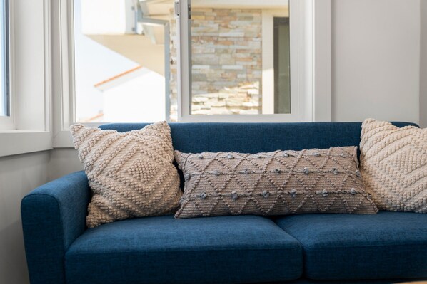 Interior - Newly Remodeled 2-BR Top Floor Suite in Beachfront Building (Newport Beach)