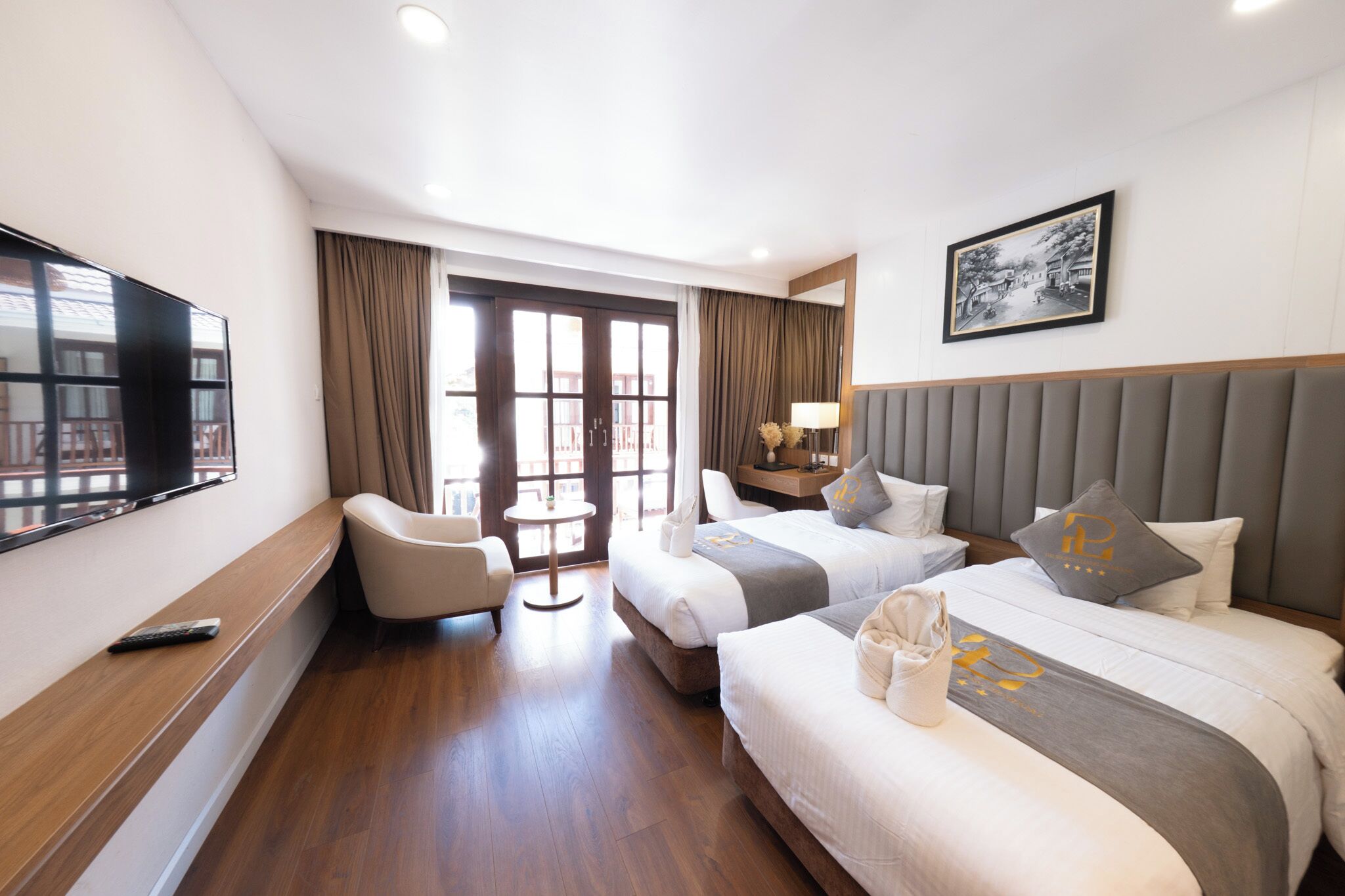 デラックス ツインルーム バルコニー ガーデンビュー | セーフティボックス (室内)、防音設備、WiFi (無料)