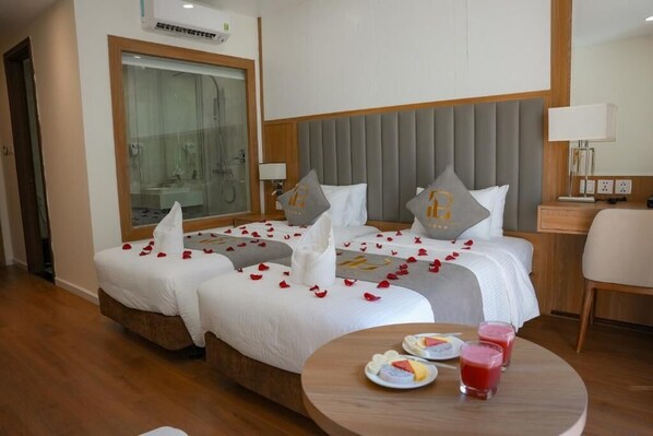 In-room safe, soundproofing, free WiFi