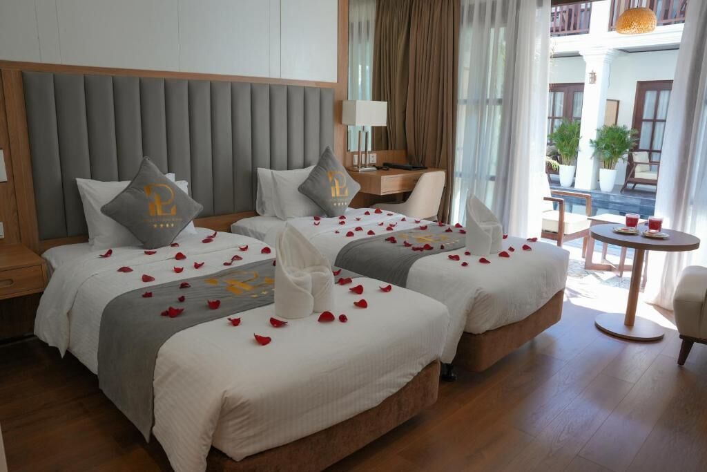 Deluxe Twin Room, Balcony, Garden View