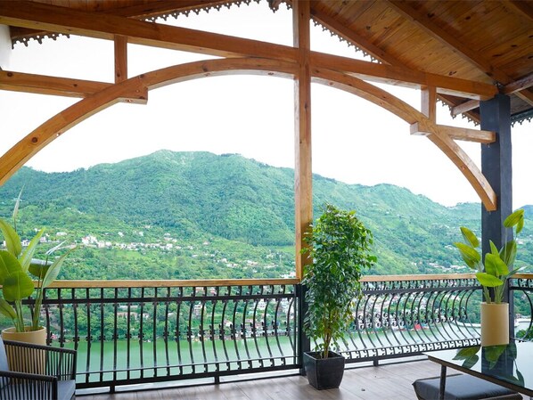 Uitzicht vanaf balkon