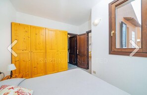 House, 2 Bedrooms, Smoking, Private Pool | 2 bedrooms