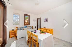 House, 2 Bedrooms, Smoking, Private Pool | Dining - Villa Sunny Side - Panoramic View (Trinità d'Agultu e Vignola)