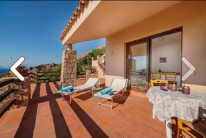 Hus, 2 soverom, røyk, privat basseng | Utendørsservering