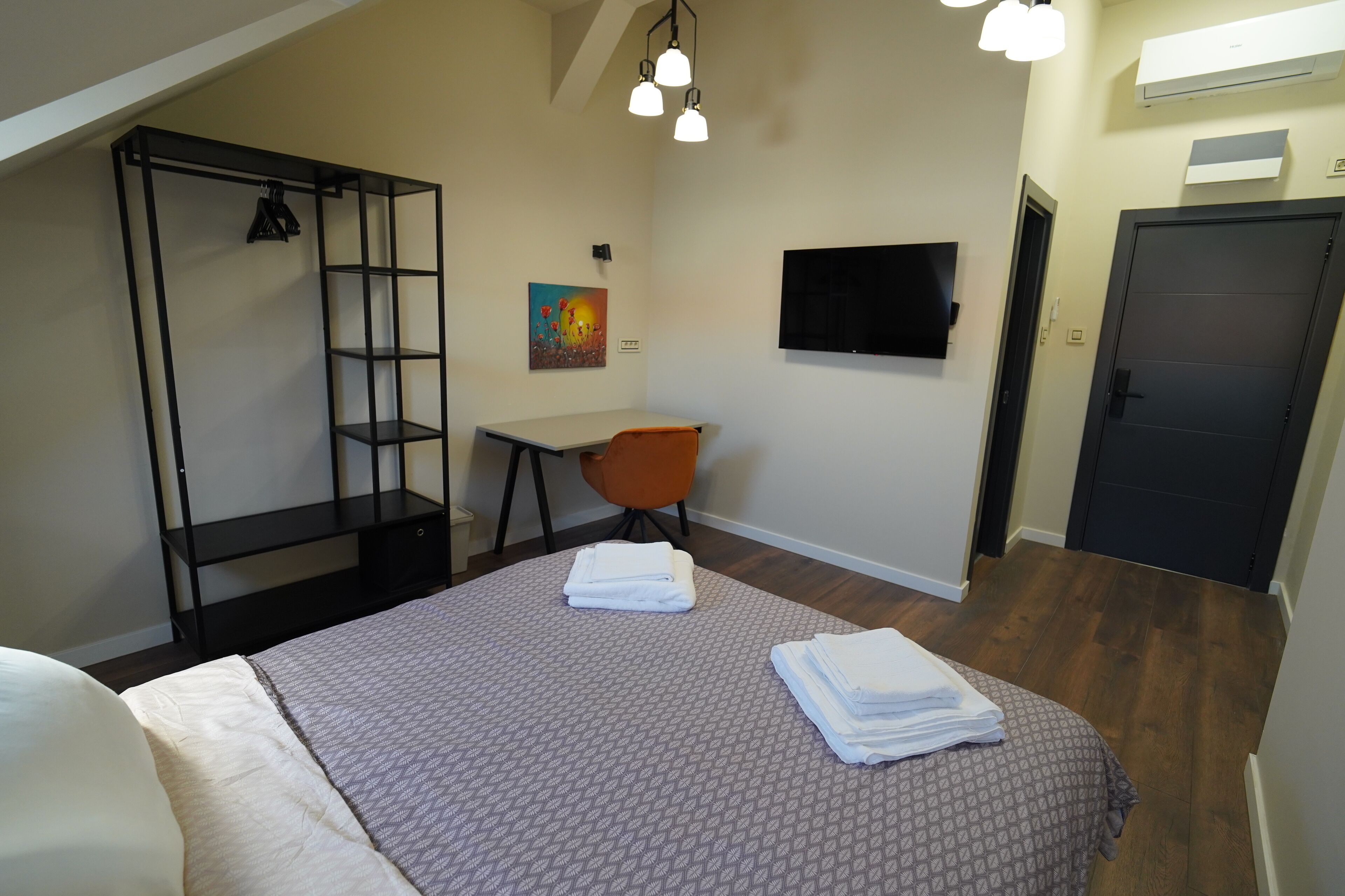 1 間睡房、上網、床單