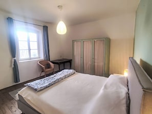 4 bedrooms, Internet