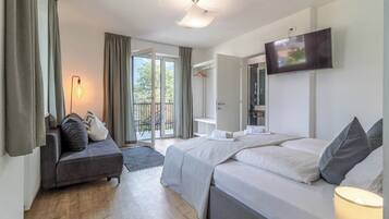 1 Schlafzimmer, Reisekinderbett, kostenloses WLAN, Bettwäsche