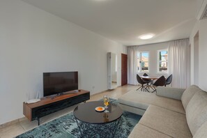 TV - Aphrodite Hills Rentals - 1 Bedroom Apartment - 00M6 (Paphos)