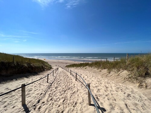 The Summer House in Bakkum - Enjoy the beautiful coast of North Holland.
