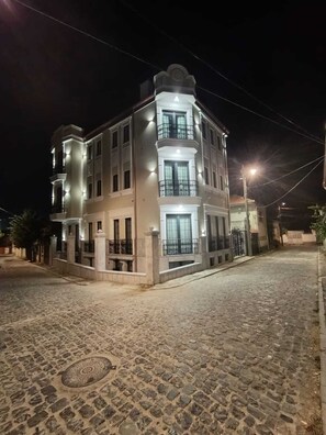 Exterior - Vila Alko cozy 2-bedroom apartment APT #2A (Korçë)