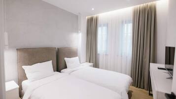 24 chambres, fer et planche à repasser, Wi-Fi