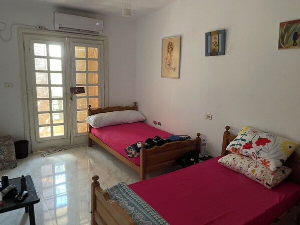 2 bedrooms, iron/ironing board