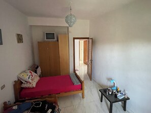 2 bedrooms, iron/ironing board