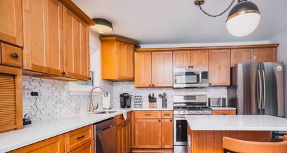 Whimsical Historic Getaway Near Golf, Skiing and Wisconsin Southern Lakes