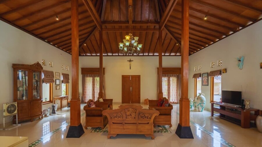 Griya Bayan Kraguman