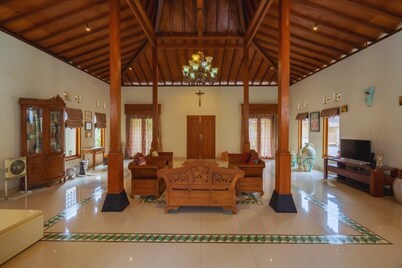 Griya Bayan Kraguman