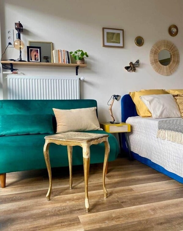 1 bedroom, iron/ironing board, WiFi, bed sheets