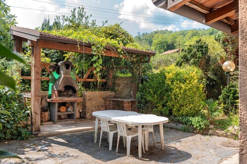Unique Lake View in Green Park
