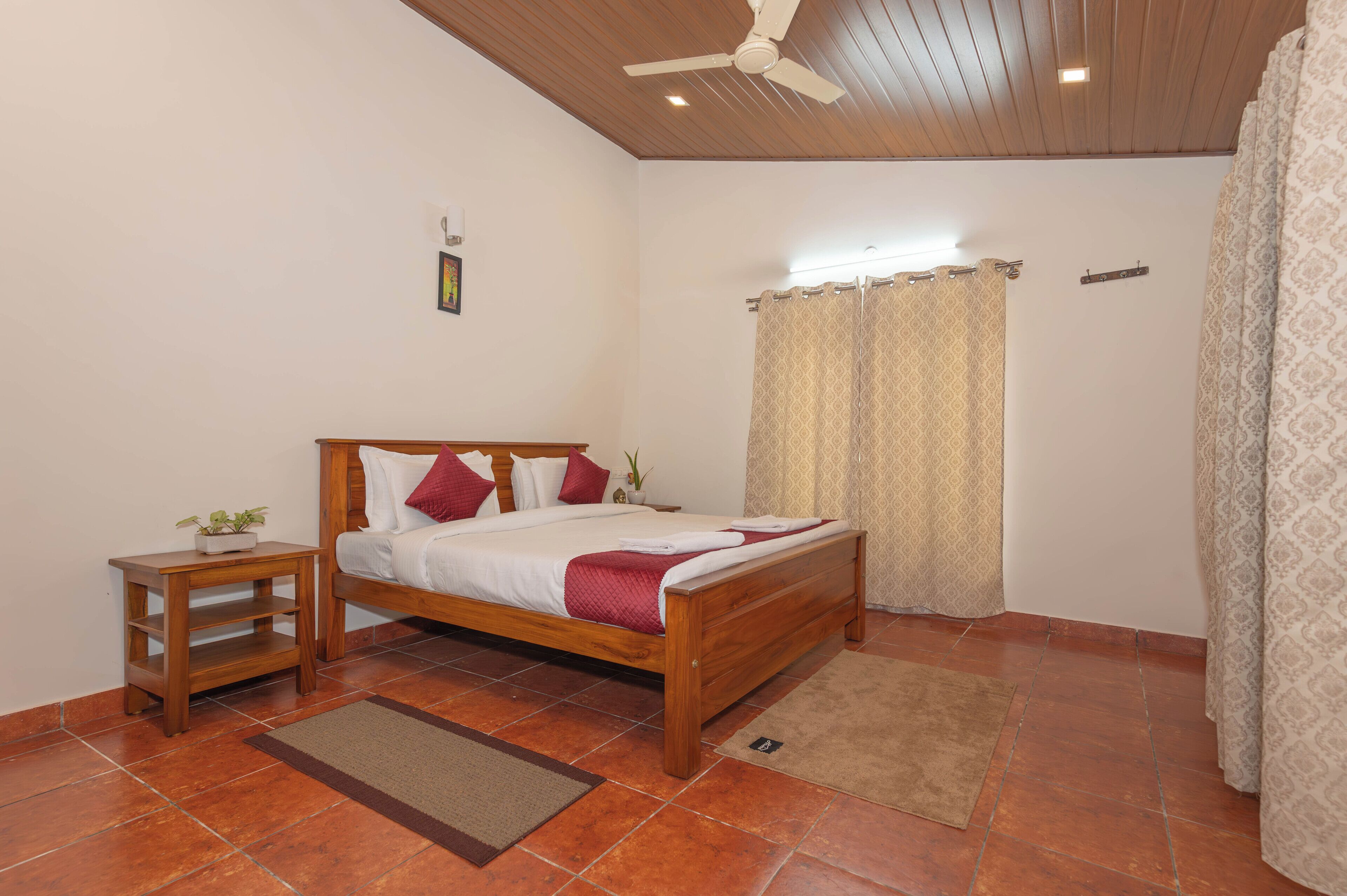 Executive Double Room, Garden View | Desk, iron/ironing board, bed sheets