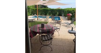 Grande et agréable villa avec piscine