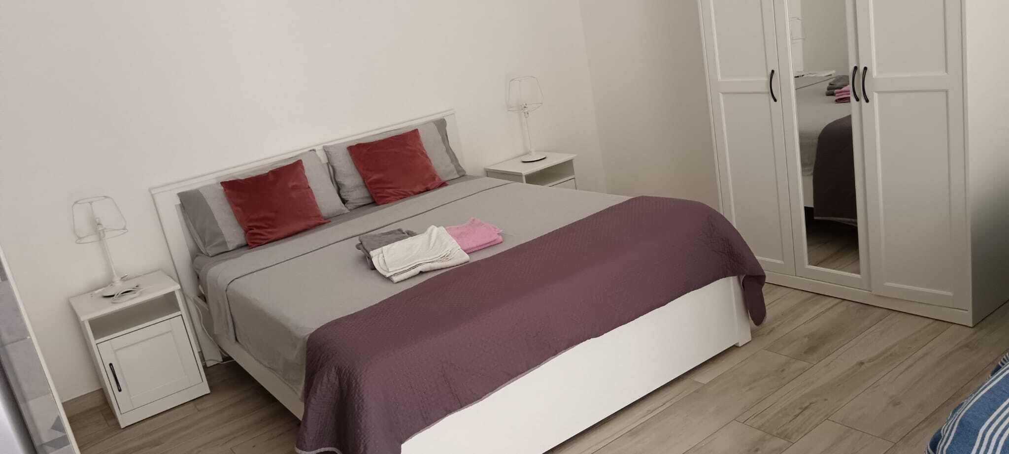 1 bedroom, in-room safe, free WiFi, bed sheets
