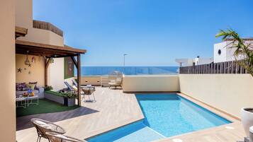 Udendørs pool, opvarmet pool