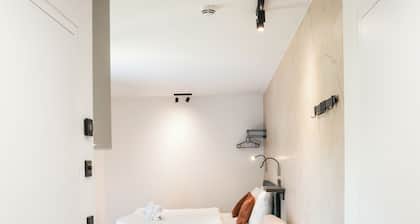 Blackhome Tivoli