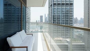 Departamento Deluxe, balcón, vista al mar | Balcón