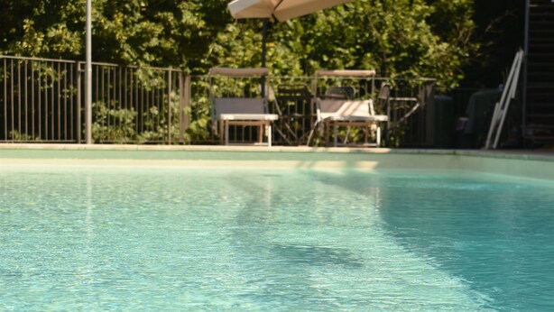 Infinity pool - tra Arte e Querce (Monchiero)