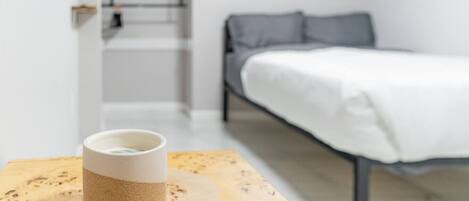 1 habitación, escritorio y wifi