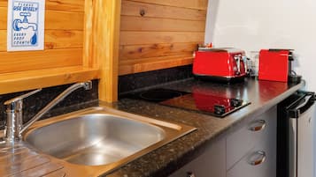 Chalet Mewah, 1 kamar tidur | Dapur pribadi | Mesin pembuat kopi/teh dan ketel listrik