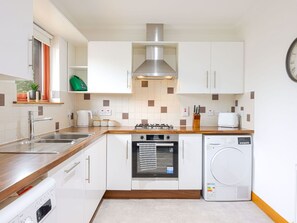 Microwave, oven