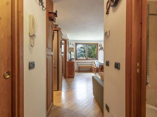 Nice apartment for 4 guests with WIFI, hot tub, TV and pets allowed