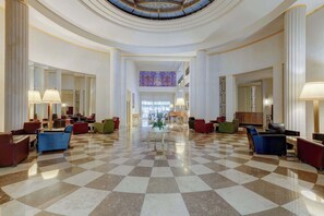 Lobby - Renaissance Madeleine | Elegant home in Madeleine (Paris)
