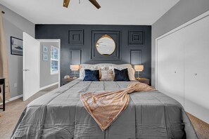 2 bedrooms, desk, iron/ironing board, free WiFi