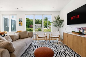 TV, offices