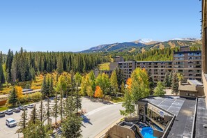 Exterior - Ski In/Ski Out 2BR Condo, Dog Friendly, Hot Tubs at Beaver Run (Breckenridge)