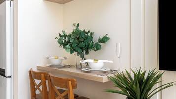 Estudio Deluxe, para no fumadores | Servicio a la habitación