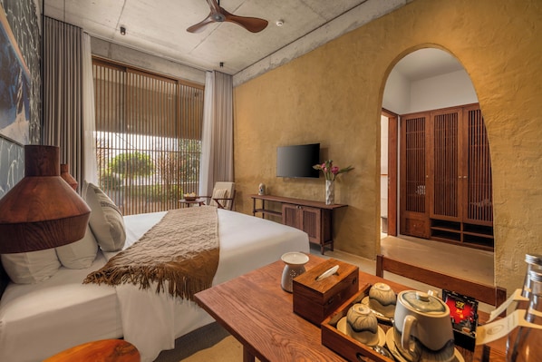 Memory foam beds, minibar, in-room safe, desk