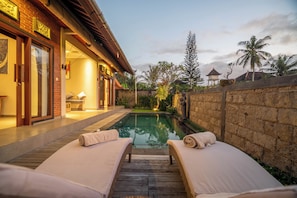 Villa Familiale, vue piscine