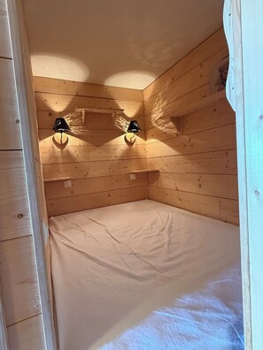 Interior - Cosy apartment front slopes (Val-Thorens)