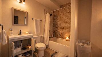 淋浴设施、吹风机