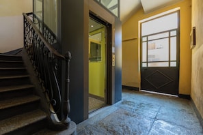 Interior - Riflessi sul Po by Wonderful Italy (Turin)